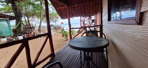 Bungalow with Sea View image 4
