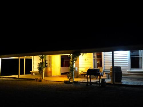 Taringatura Backpackers in Dipton West