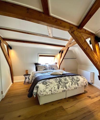 Cosy Penthouse with Rooftop Canalhouse-Majestic, Utrecht (Foto 6)