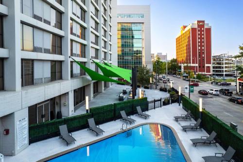 Hilton Birmingham at UAB - image 11