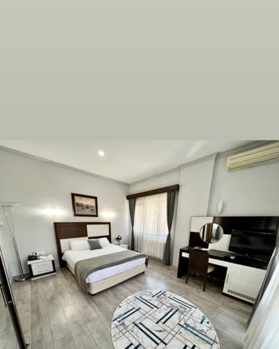 . Çimenler otel