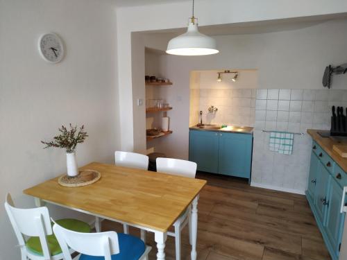 維加汽車旅館 (Motel Vega) in 塞濟莫沃烏斯拉貝 I