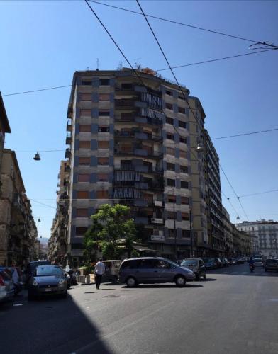 REGAL HOME Apartment