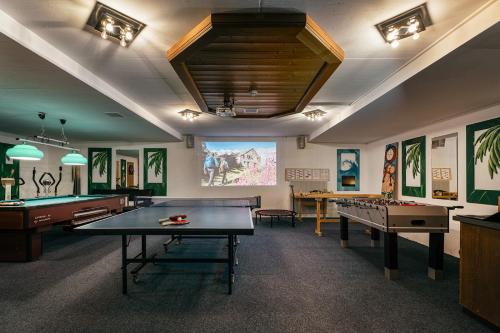 娛樂設施, Hotel Etoile & Alpenperle Residences in 薩斯菲