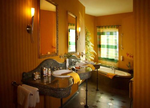 607841658 Hotel BEI SCHUMANN