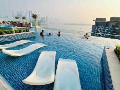 Beachfront Apartment Seven Palm Jumeirah, Dubaj (fotografie 2)