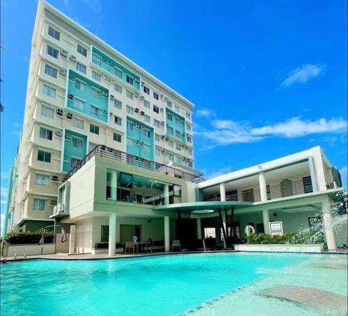 Stylish 2br Condo | Fame Suite Relaxcation - Iloilo City