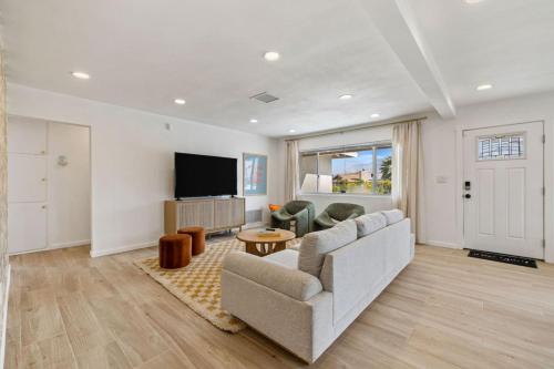 Sunview Paradise by Rather Be Properties in Palm Springs, USA