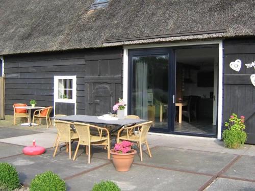 Huis aan de vijver in Kamperland