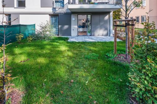 Apartment am Großen Garten - Terrasse & Parkplatz -8 Personen, Drážďany (fotografie 3)