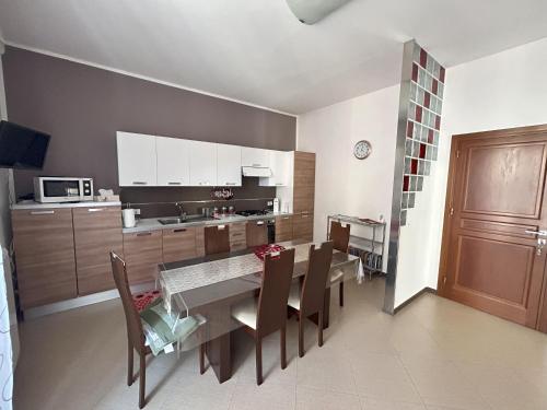  Marconi e Garibaldi 76 apartment in 91014 Castellammare del Golfo