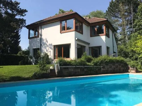 Idyllische Unterkunft Binninger Höhe in Binningen, Schweiz