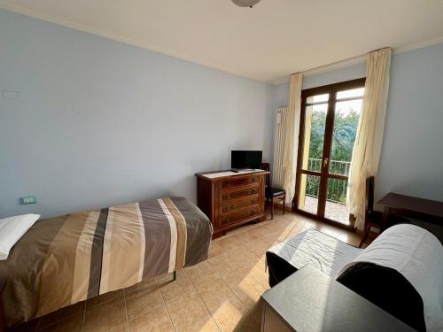 B&B Del Monte - image 11