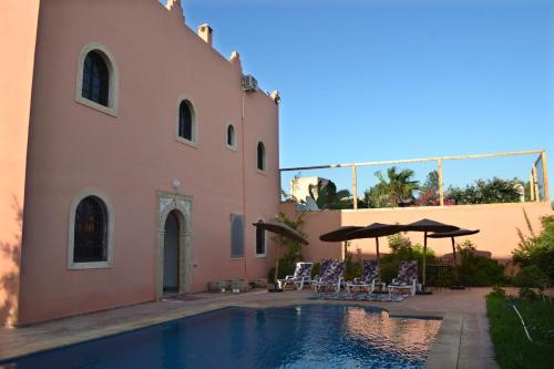 Riad Aïcha Addi - Poolside - Traditional Moroccan Riad Aïcha Addi - Poolside - Traditional Moroccan