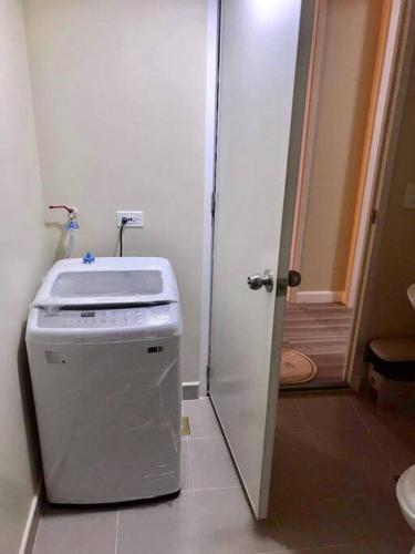 Spacious 2BR at IT Park w Pool & Stream video, Cebu City (fotografie 4)