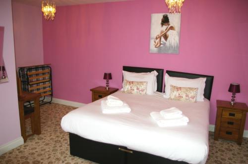 The Black Dog Inn Room Type - Family Room