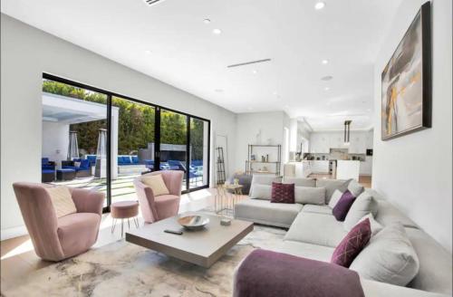 Cumpston Oasis in Los Angeles, USA