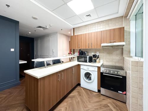Trophy Starlight Suites Lux Upgraded 1BR in Marina, Dubaj (zdjęcie 10)