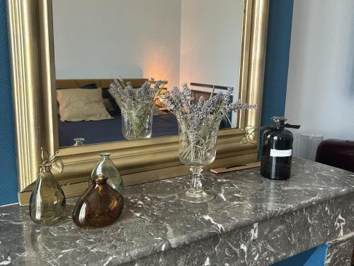 1 queen bed