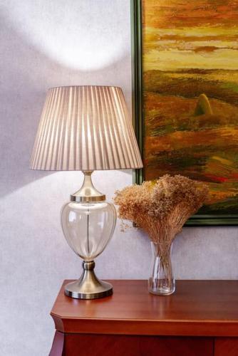 Sunny flat in art nouveau area, Riga (foto 8)