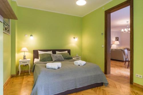 Sunny flat in art nouveau area, Riga (foto 3)