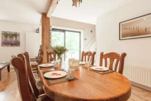 Lovely holiday home with sauna in quiet surroundings of Kamperland in Kamperland