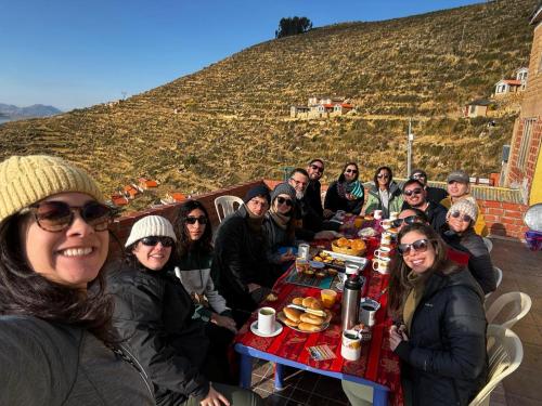 Hostal Amanecer in Yumani