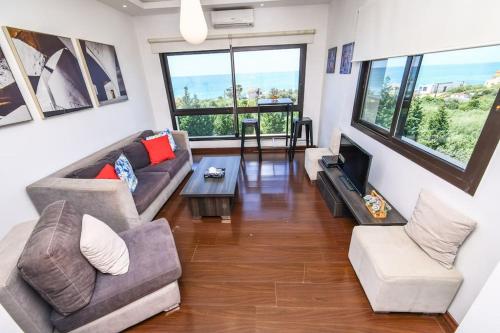 Backyard Seaview 1 BR with 24-7 Electricity in Monsef