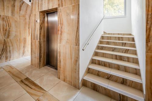 City Center Gallery Apartment in بييشتاني