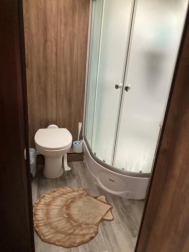 Zuhanyzó, The Castle Camper in Old Town