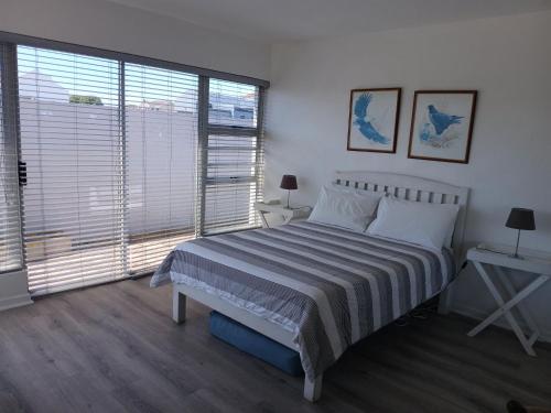 86 On Babiana - Langebaan