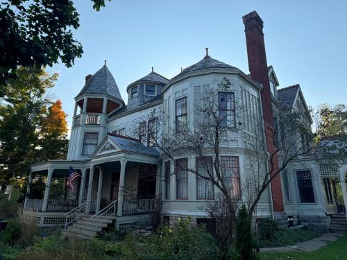 Haslett House - A Gilded Age Estate in Fort Plain, USA