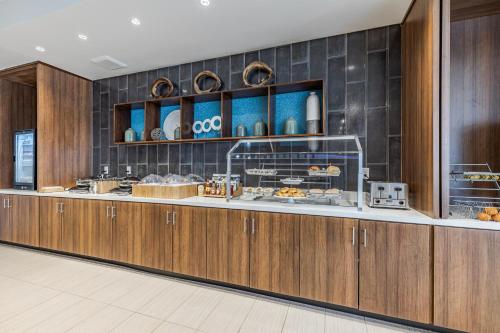 SpringHill Suites by Marriott Fort Wayne Southwest - 식음료(F&B)