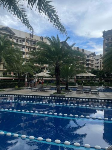 Family Suite w/ Centralized AC nr Ayala Mall Feliz, Manila