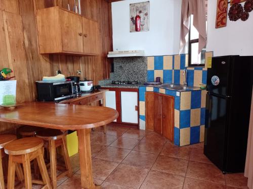 Natural Pacific Suites, private family rooms in Quepos