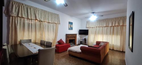BELLA CASA EN VILLA LIBERTAD in Leandro N. Alem