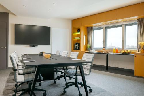 Sheraton Paris Roissy Airport - image 5