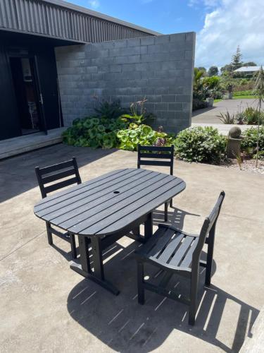 Exterior view, Studio Shed in The Paddocks in Kaitake