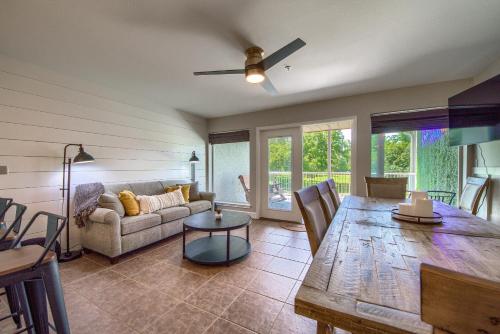 WW G102 Waterwheel Resort Condo in New Braunfels, USA