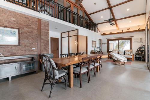 Facilities, DEKHAUS Amazing Beach Front Home in Nasugbu in Calayo