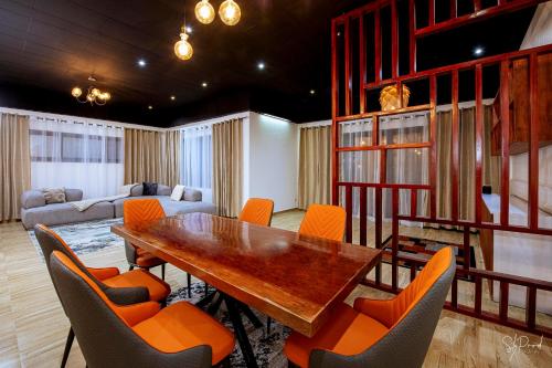 Villa Bonapriso-Hydrocarbures luxueux Consierge , gardien ,WiFi , groupe électrogène Villa Bonapriso-Hydrocarbures luxueux Consierge , gardien ,WiFi , groupe électrogène