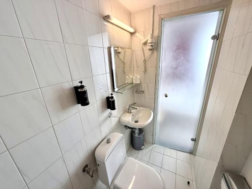 Hotel Savoy - image 2