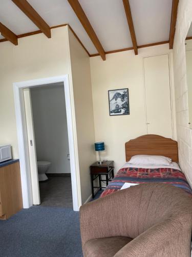 Mataki Motel, Tasman