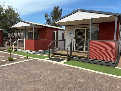 Whyalla Caravan And Tourist Park in 화이앨라