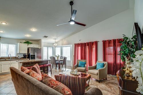 Route 66 Oasis in Downtown Gilbert with Heated Pool & Mini Golf thumb 3