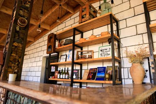 Pub/Lounge, Areni Wine Art in Areni