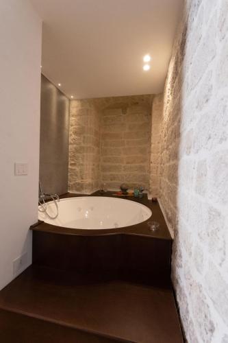 Pezsgőfürdő, Centro Storico Rooms & Suites in Manfredonia