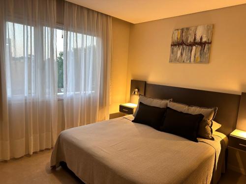 One-Bedroom Apartment image 10