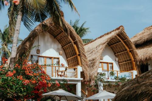 Coco Lemon Gili Resort Room Type - Deluxe Double or Twin Room with Balcony Coco Lemon Gili Resort Room Type - Deluxe Double or Twin Room with Balcony