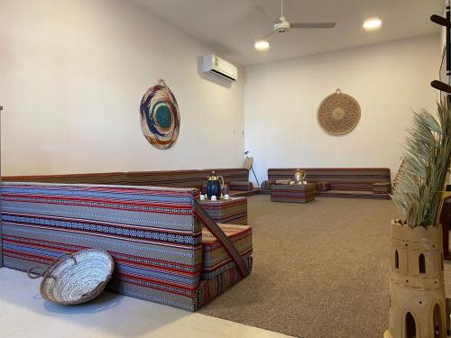 gedeelde lounge/tv-ruimte, Legacy Hostel in Muscat
